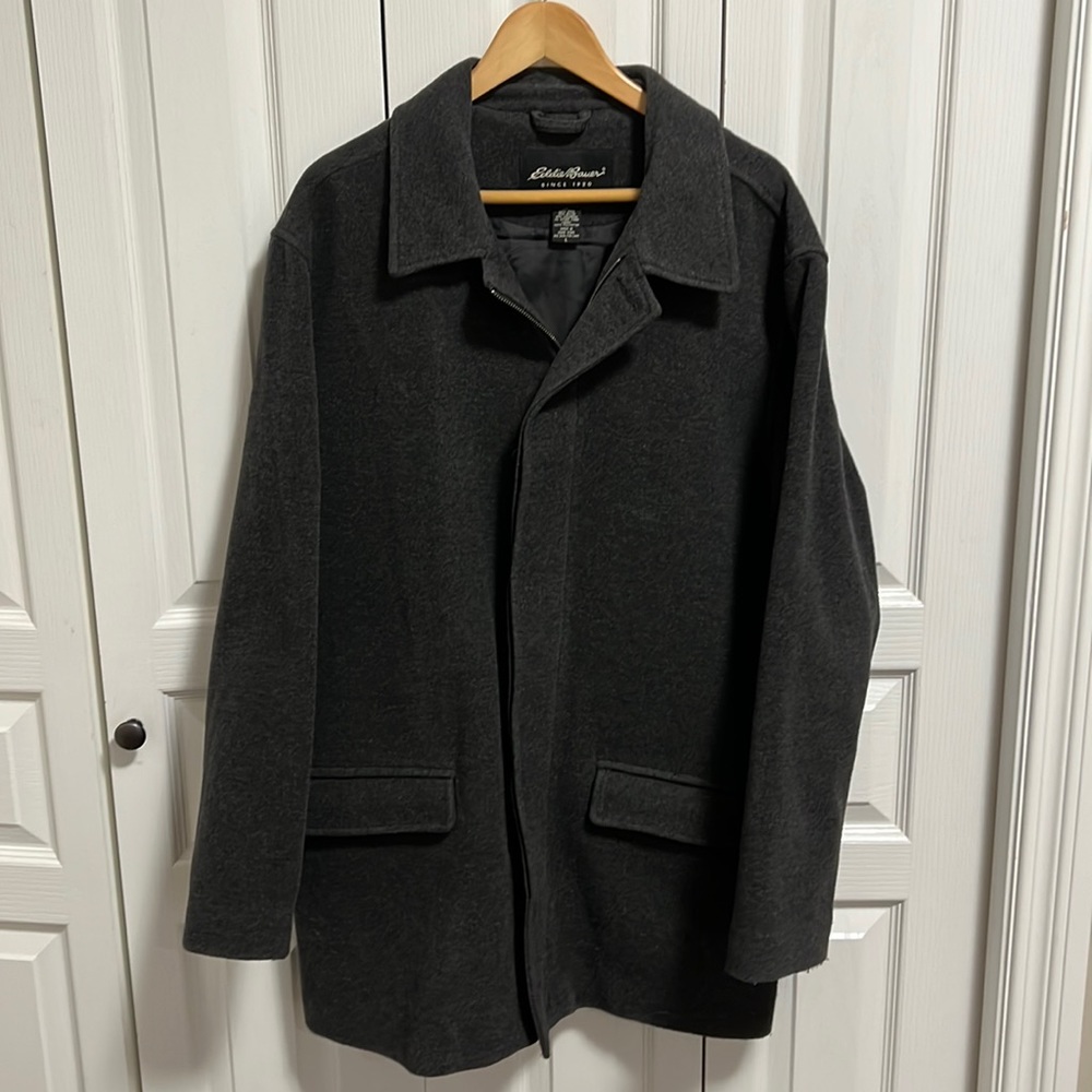 Eddie Bauer men’s wool/cashmere mid length coat. Charcoal grey. Size Large